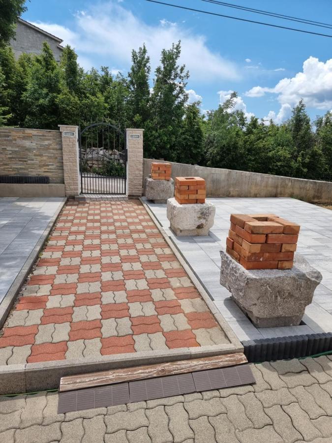 Apartments Katarina Šmrika Екстериор снимка