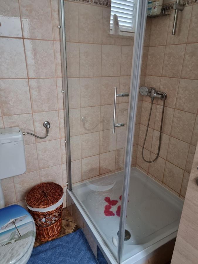 Apartments Katarina Šmrika Екстериор снимка