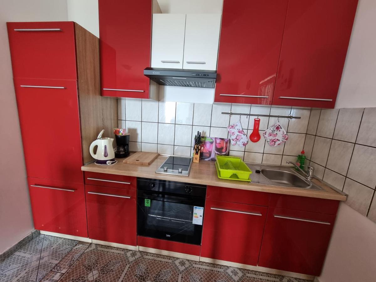 Apartments Katarina Šmrika Екстериор снимка