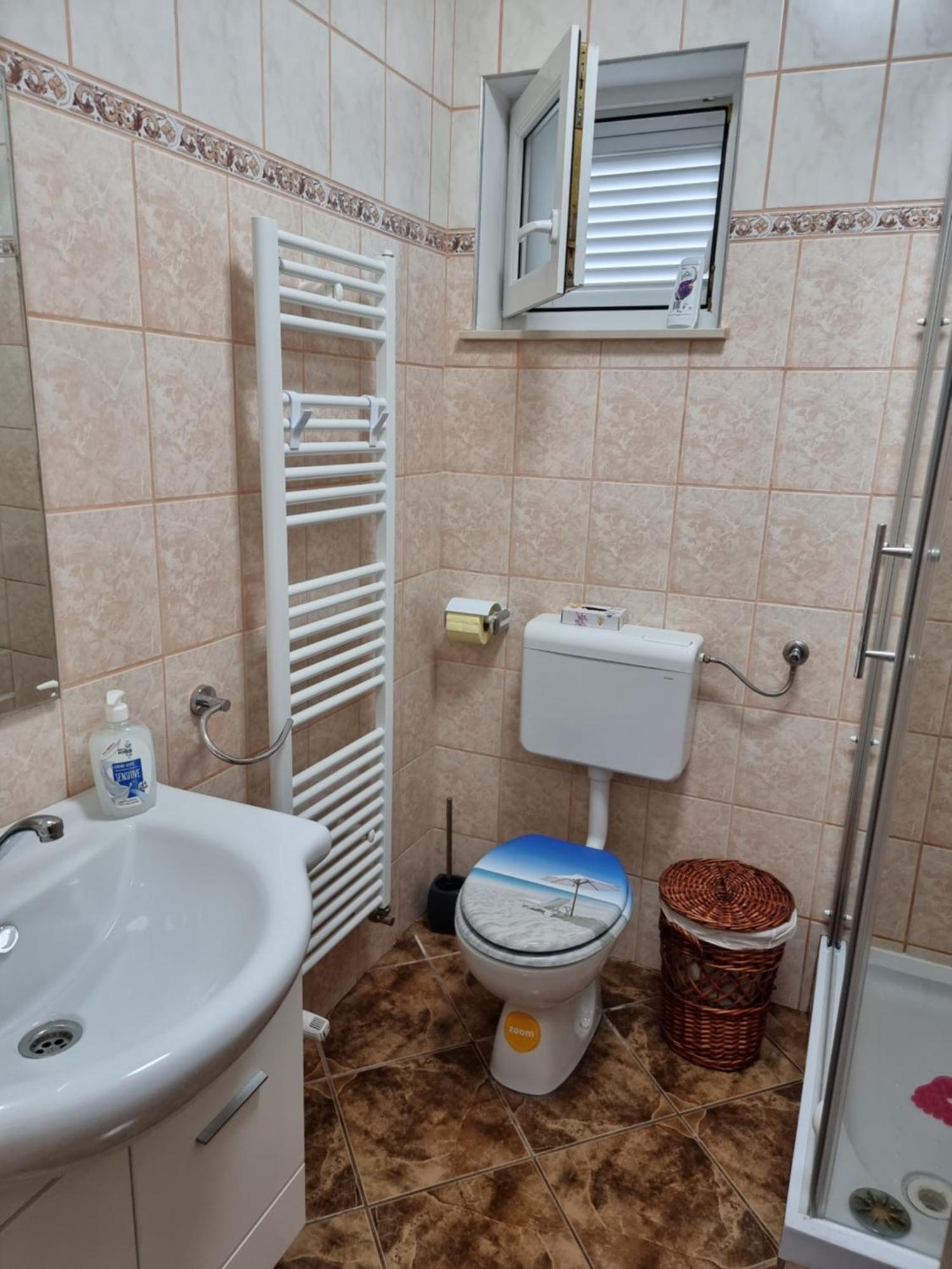 Apartments Katarina Šmrika Стая снимка
